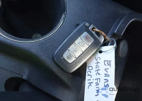 2015 Hyundai Genesis из США, поврежденный, VIN KMHHU6KJ9FU124846